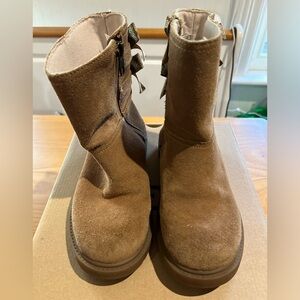 Ugg Tillie Kids boot size 13